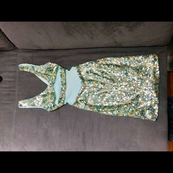 Charlotte Russe sequin cut out dress size xs - Picture 2 of 3